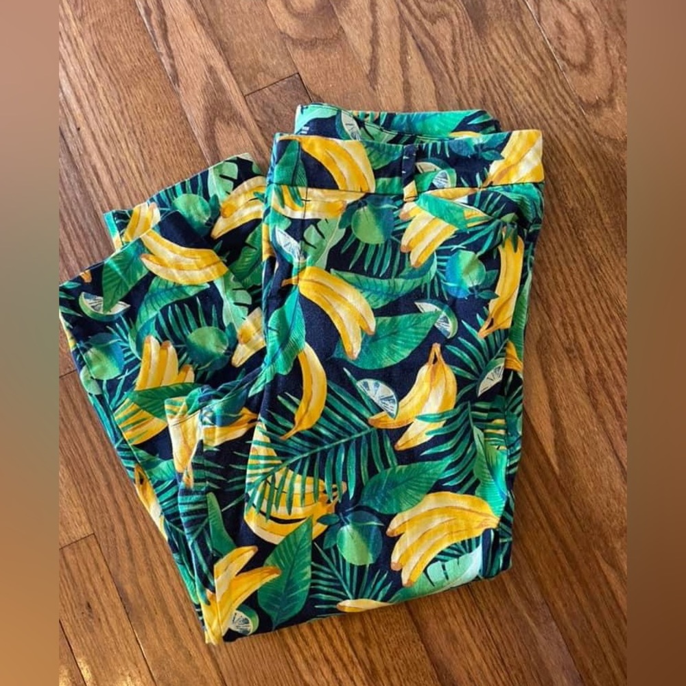 Old Navy Pixie pants 16